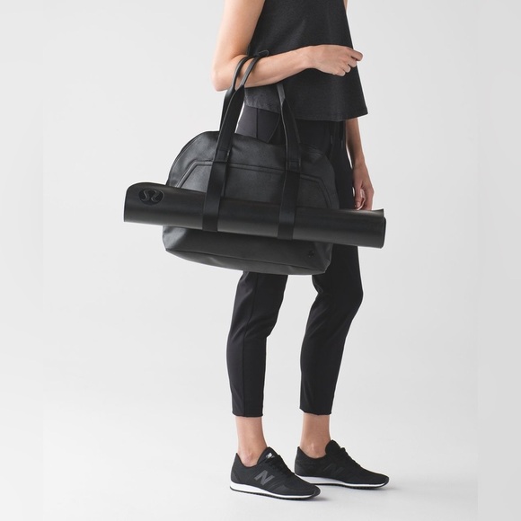 Lululemon Yin Time Work/Gym/Travel Bag - Picture 16 of 16